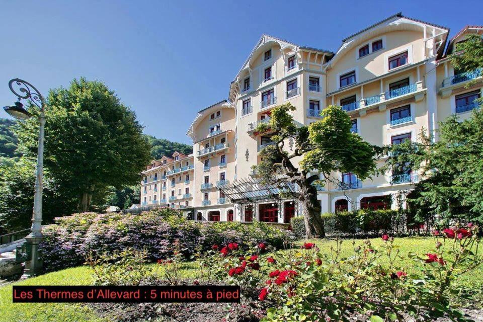 Bien-Etre Et Bonheur Au Pied Des Thermes Allevard Exteriér fotografie